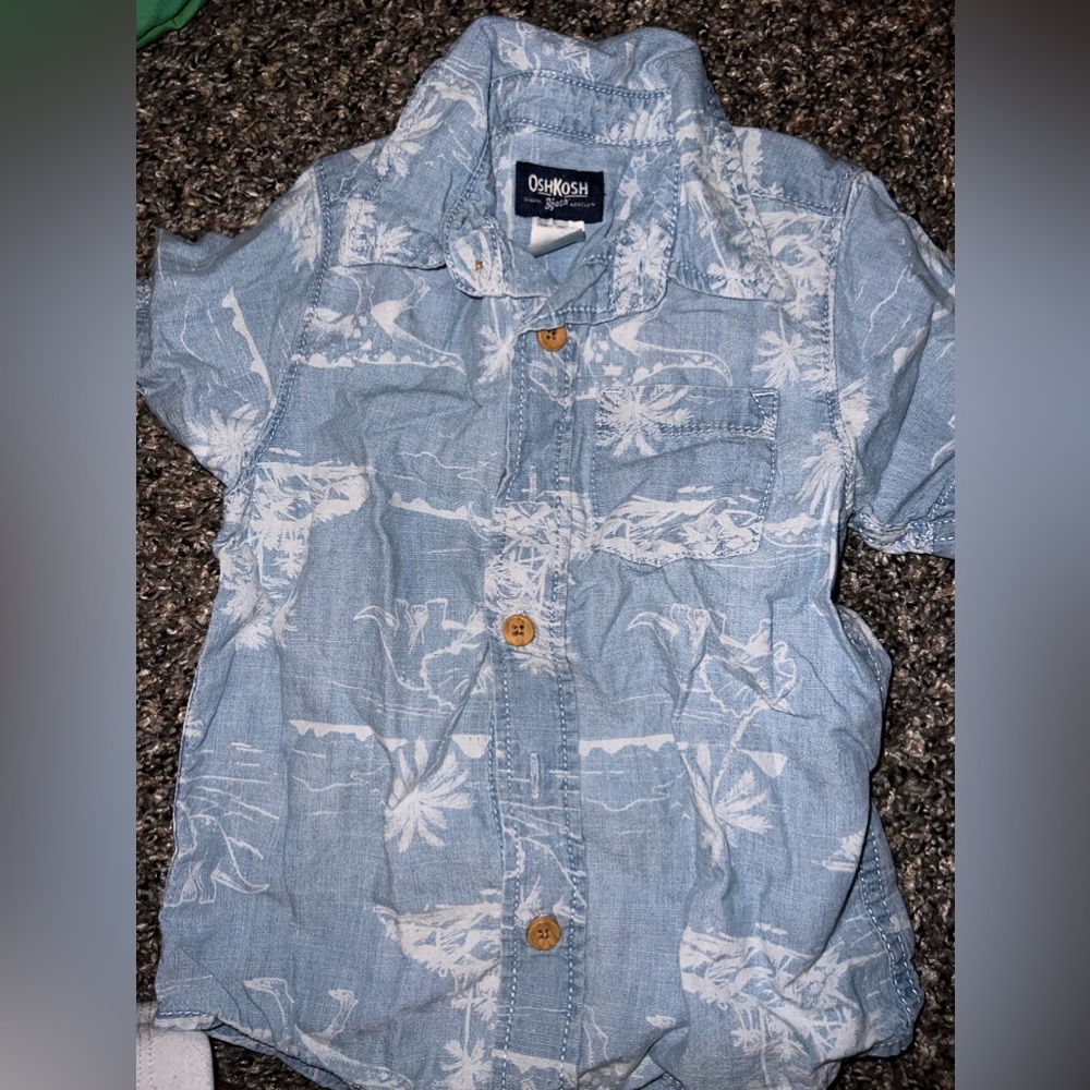 Oshkosh toddler boy shirt size 3T